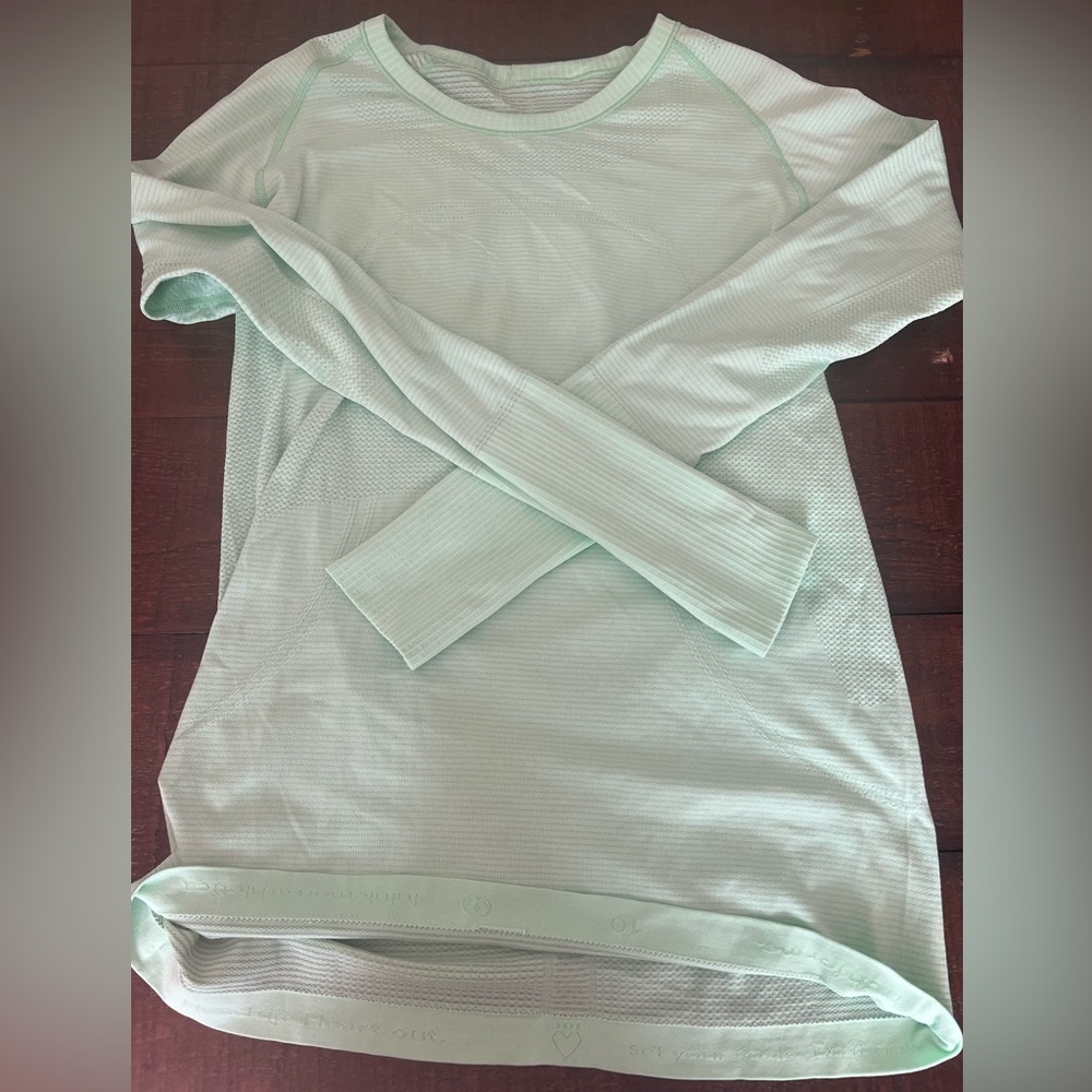 Lululemon Light Green Run Swiftly - image 1